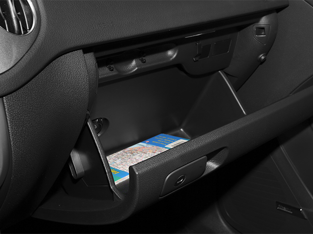 2013 Volkswagen Tiguan SE w/Sunroof & Nav