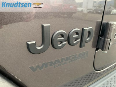 2020 Jeep Wrangler Unlimited Sahara Altitude
