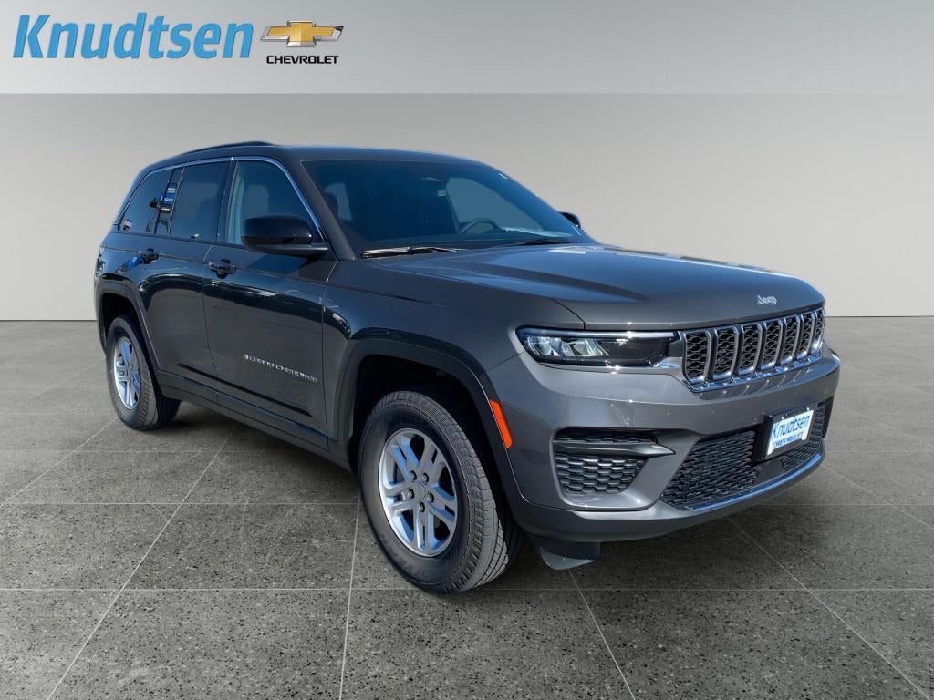 2025 Jeep Grand Cherokee Laredo 4x4