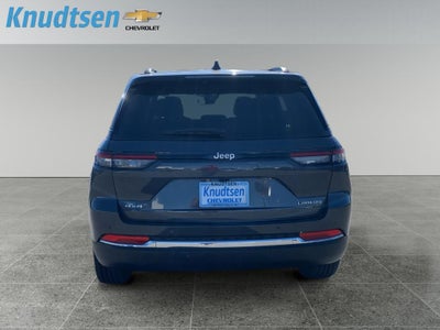 2025 Jeep Grand Cherokee Laredo 4x4