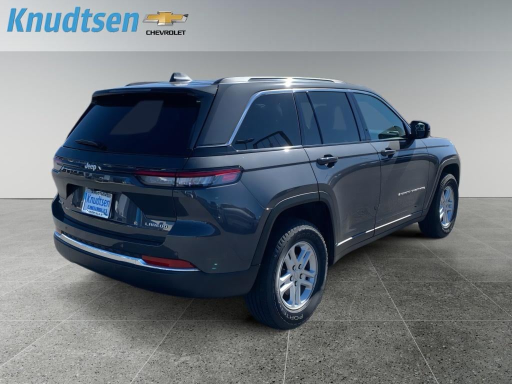 2025 Jeep Grand Cherokee Laredo 4x4