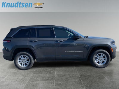 2025 Jeep Grand Cherokee Laredo 4x4