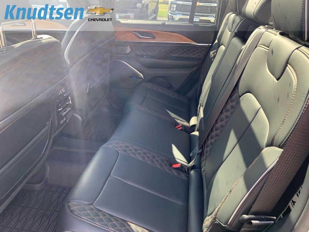 2025 Jeep Grand Cherokee Summit Reserve 4x4
