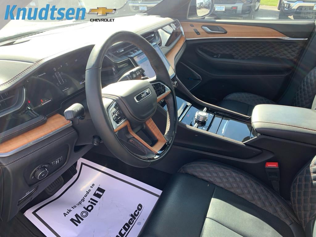 2025 Jeep Grand Cherokee Summit Reserve 4x4