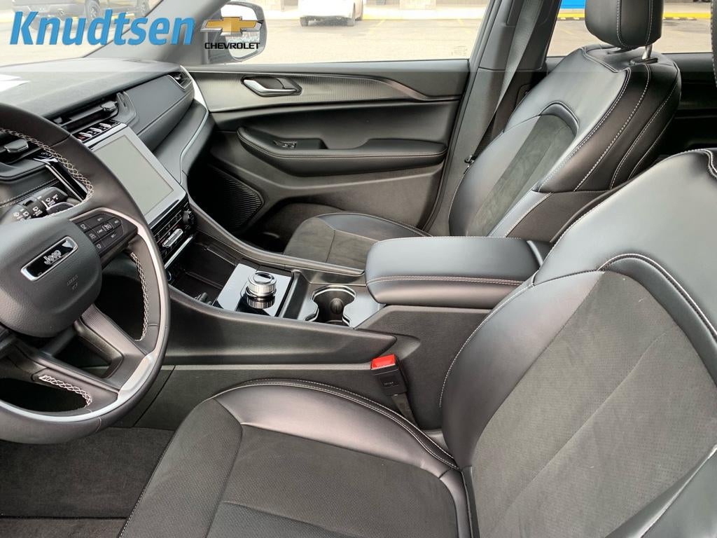 2025 Jeep Grand Cherokee L Altitude X 4x4