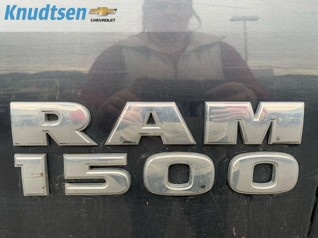 2018 RAM 1500 Express Quad Cab 4x4 6'4" Box