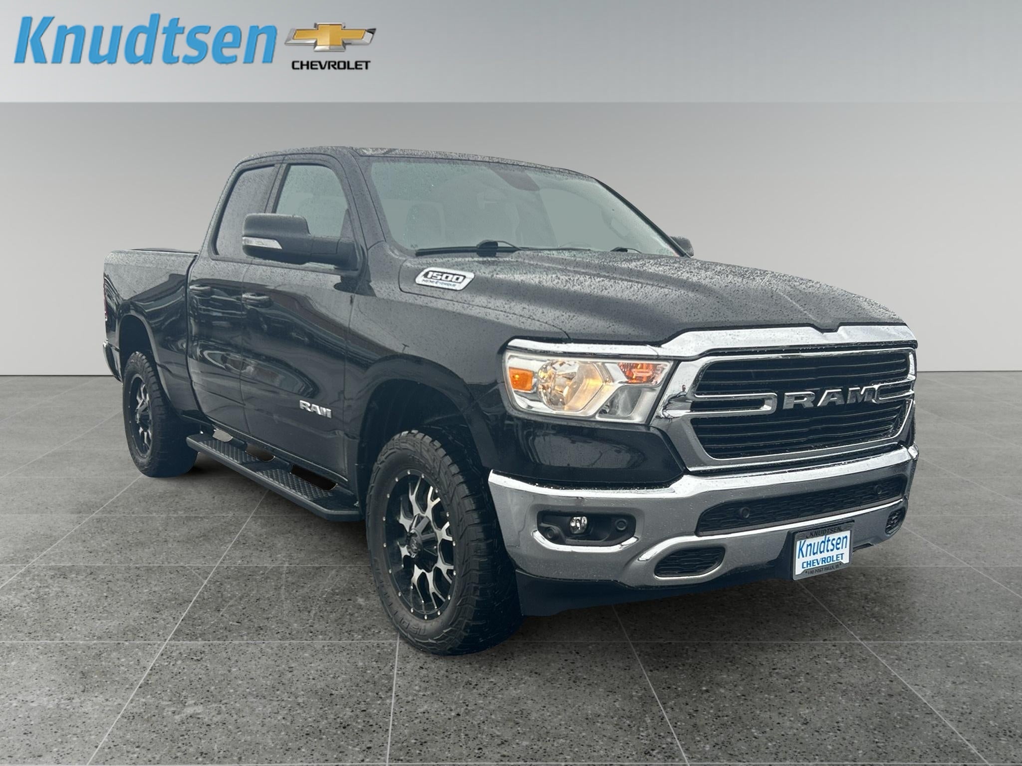 2021 RAM 1500 Big Horn Quad Cab 4x4 6'4" Box