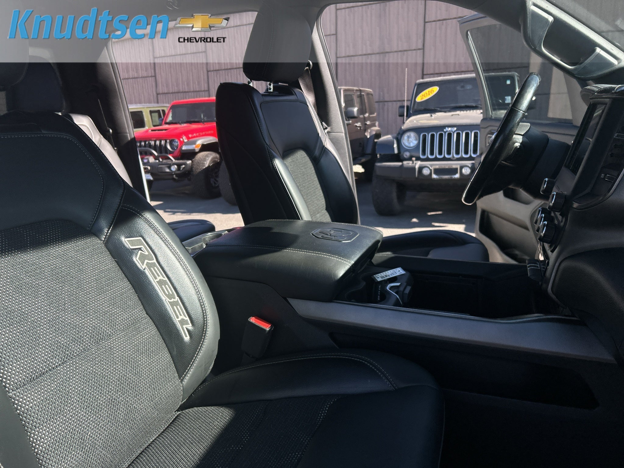 2020 RAM 1500 Rebel Crew Cab 4x4 5'7" Box