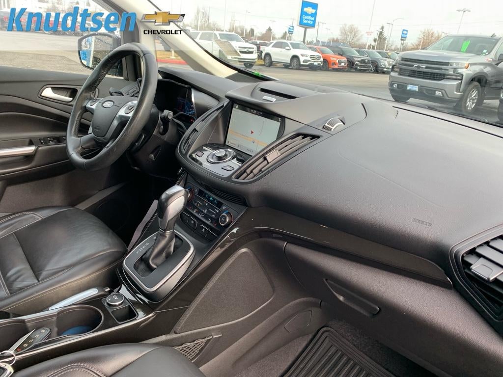 2017 Ford C-Max Energi Titanium