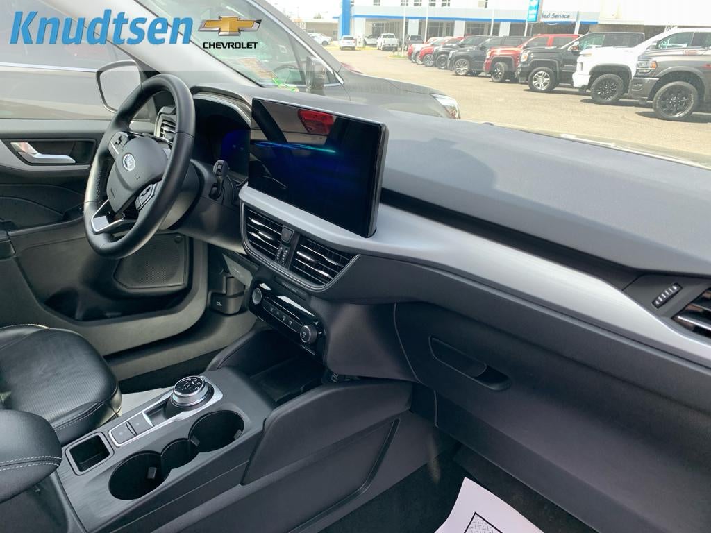 2025 Ford Escape Platinum