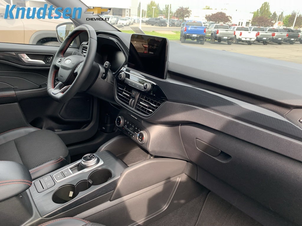 2025 Ford Escape ST-Line Select