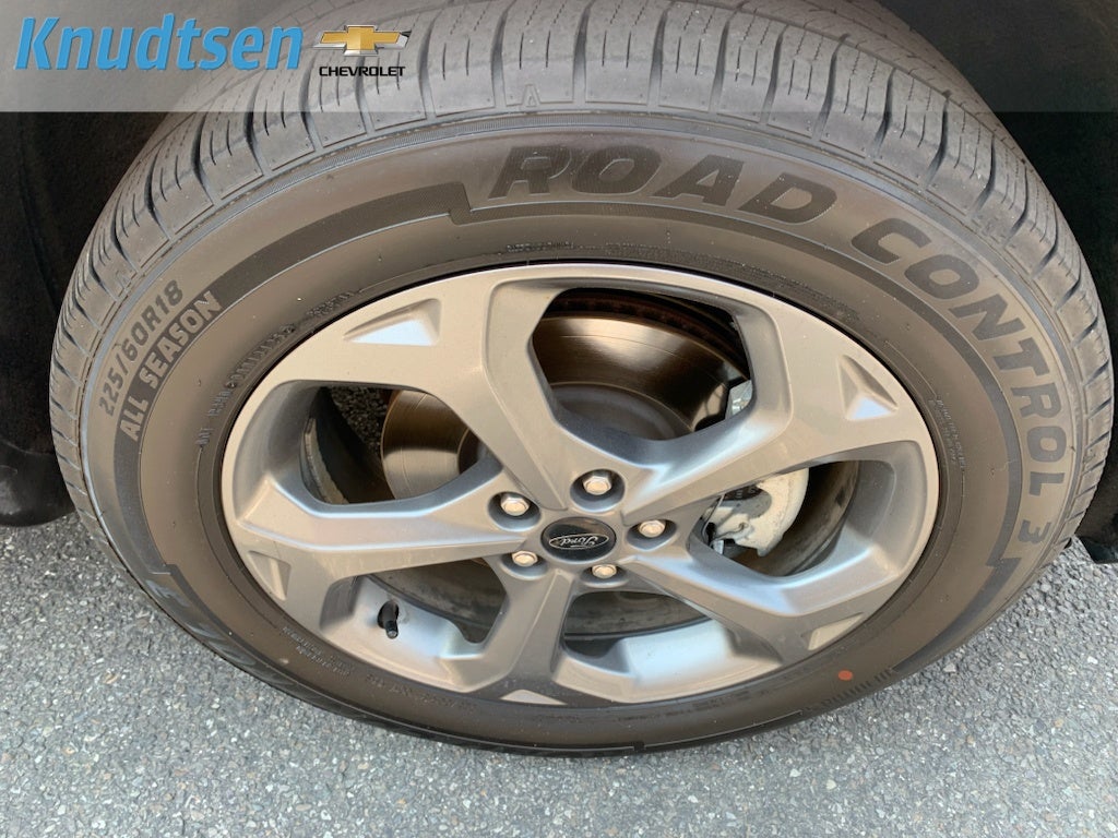 2025 Ford Escape ST-Line Select