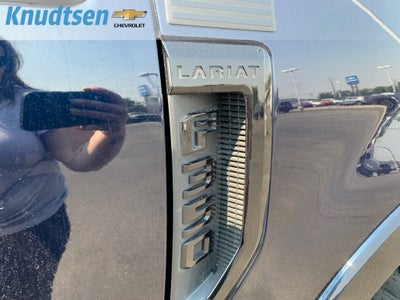 2022 Ford F-350 LARIAT