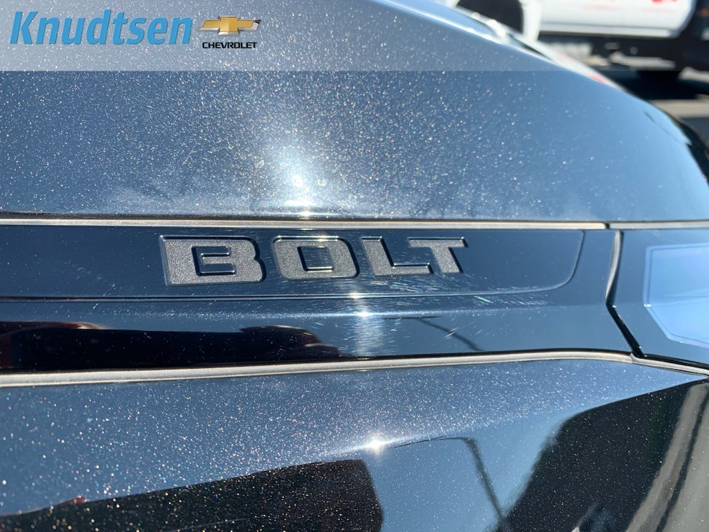 2027 Chevrolet Bolt RS - Photo 11