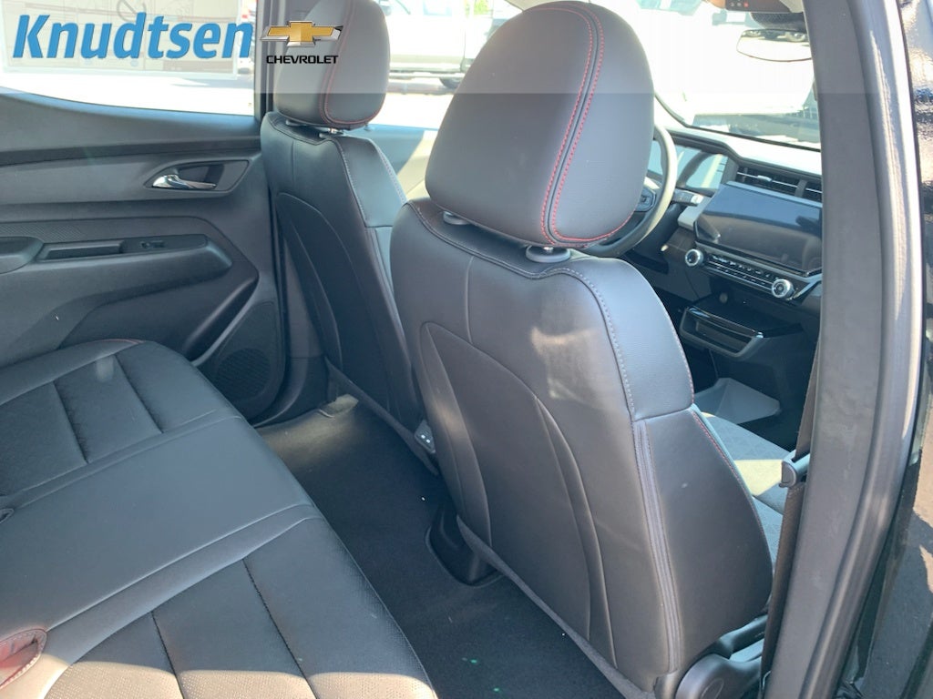 2027 Chevrolet Bolt RS - Photo 15