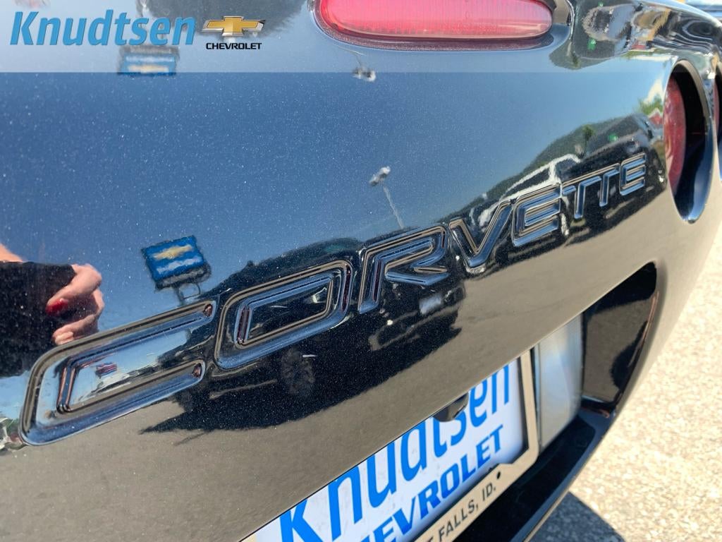 2003 Chevrolet Corvette Base