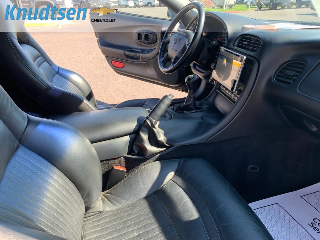 2003 Chevrolet Corvette Base