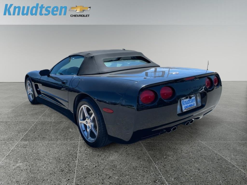 2003 Chevrolet Corvette Base