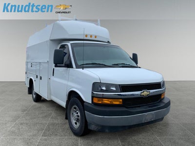 2022 Chevrolet Express Cutaway 3500 BASE