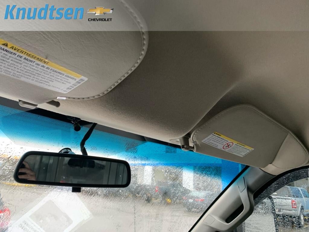 2022 Chevrolet Express Cutaway 3500 BASE