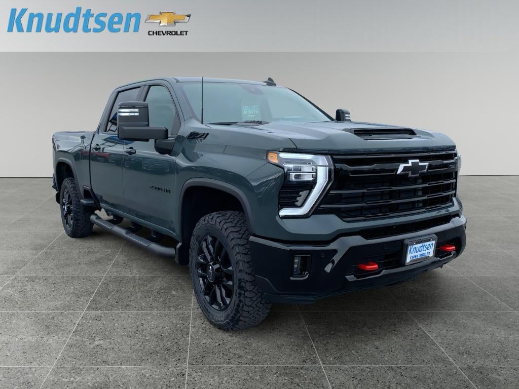 2026 Chevrolet Silverado HD LT 4WD Crew Cab Standard Box's photo