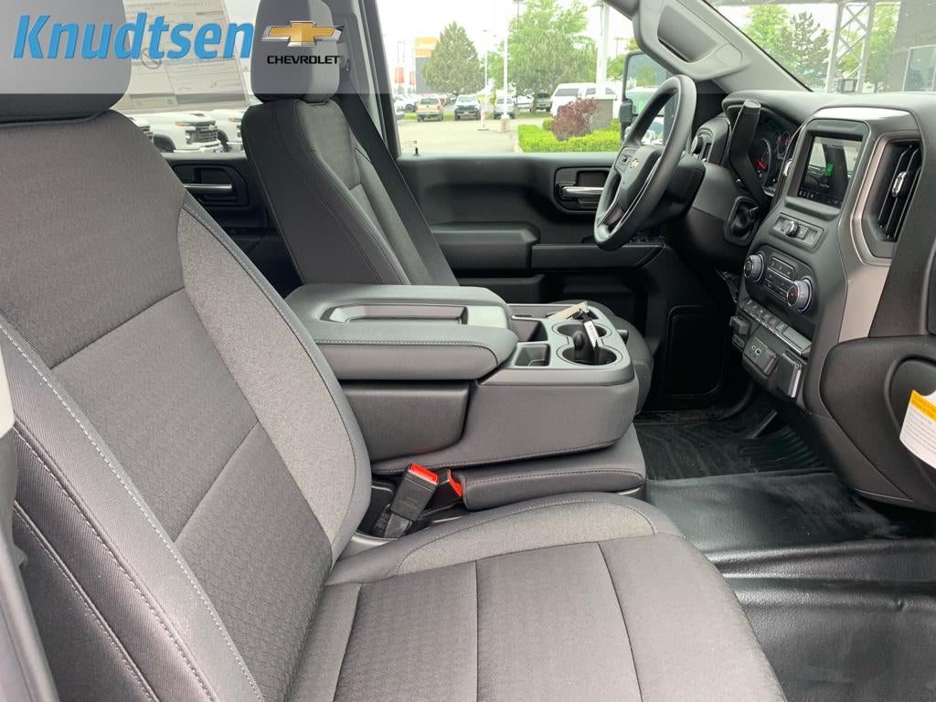 2026 Chevrolet Silverado 3500 HD WT DRW