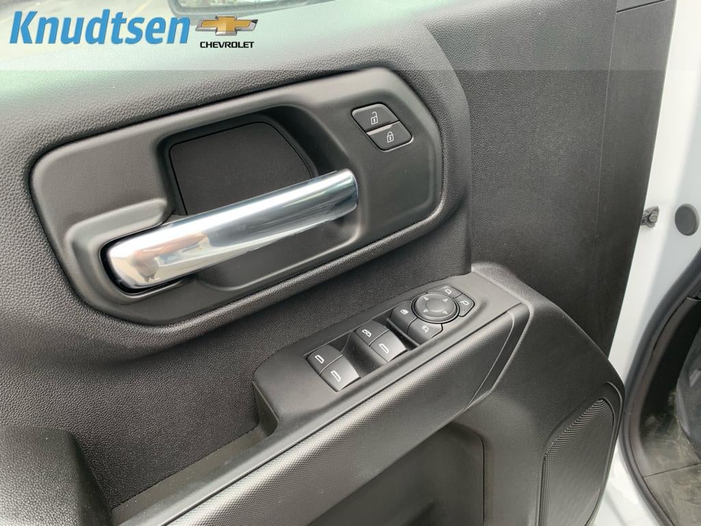 2026 Chevrolet Silverado 3500 HD WT DRW