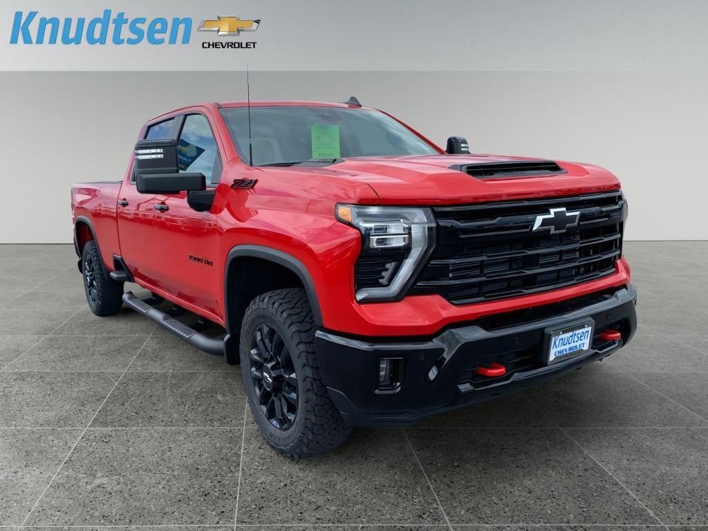 2026 Chevrolet Silverado HD LT 4WD Crew Cab Standard Box SRW's photo