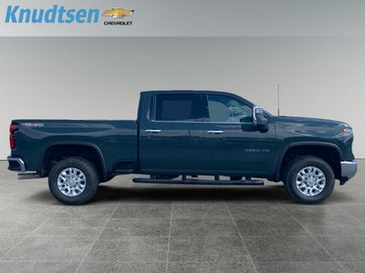 2025 Chevrolet Silverado 3500 HD LTZ