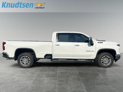 2025 Chevrolet Silverado 3500 HD LTZ