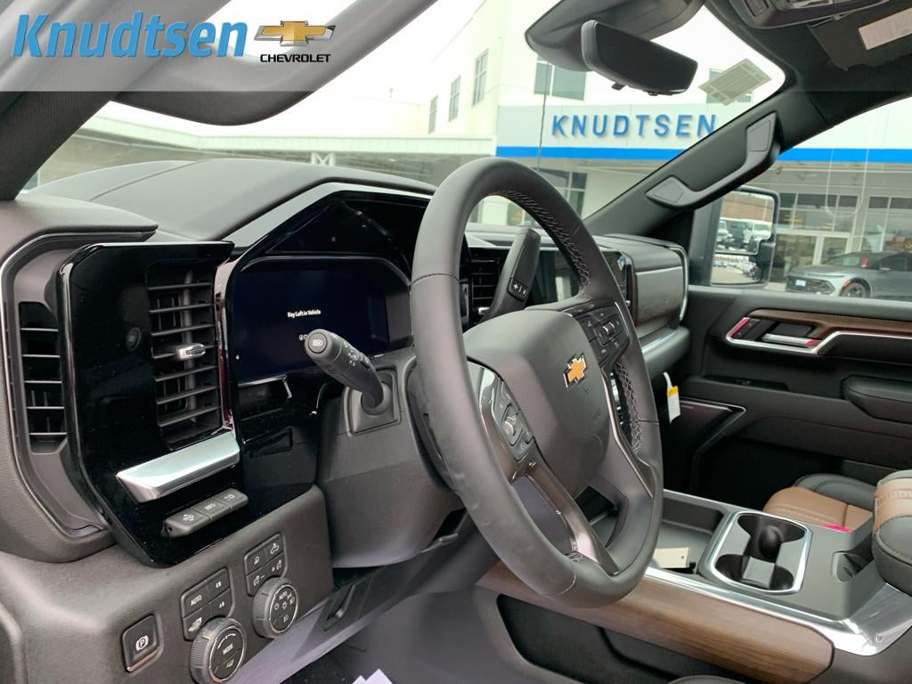 2026 Chevrolet Silverado 3500 HD High Country