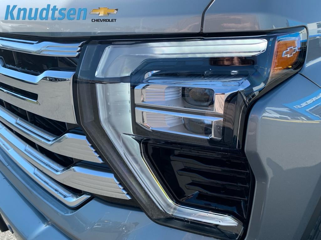 2026 Chevrolet Silverado 3500 HD High Country