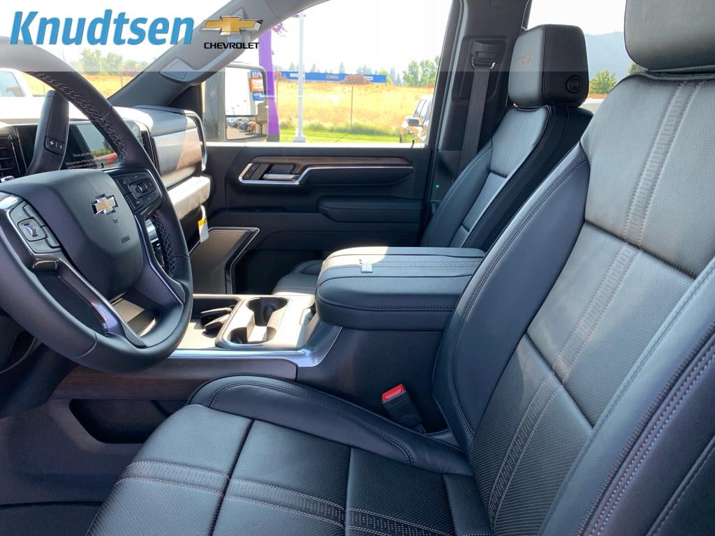 2026 Chevrolet Silverado 3500 HD High Country