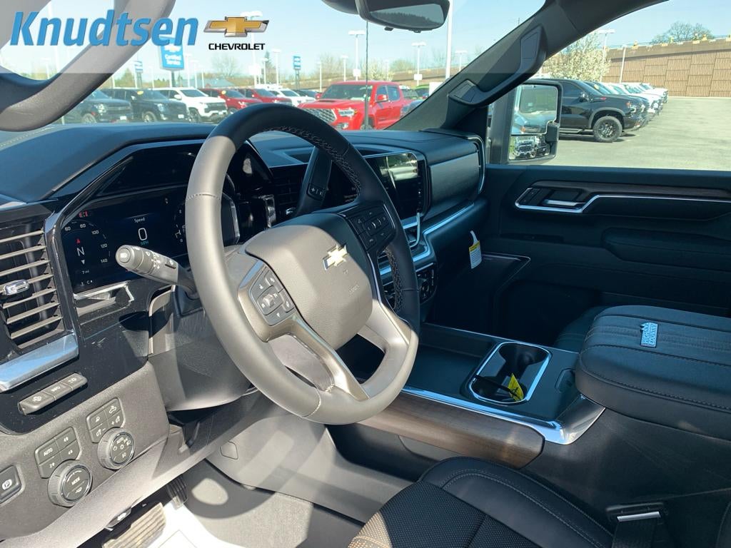 2026 Chevrolet Silverado 3500 HD High Country