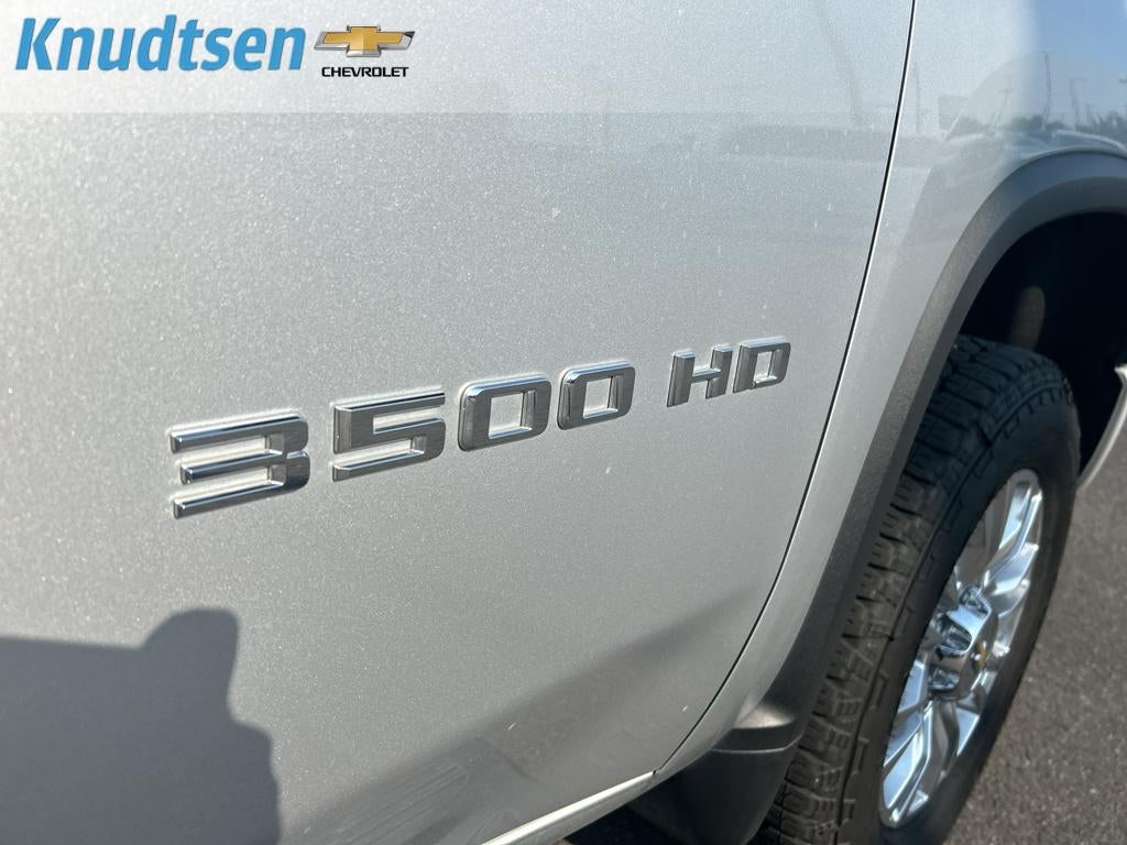 2022 Chevrolet Silverado 3500 HD High Country