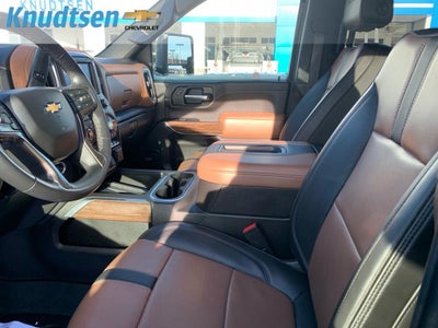 2022 Chevrolet Silverado 3500 HD High Country