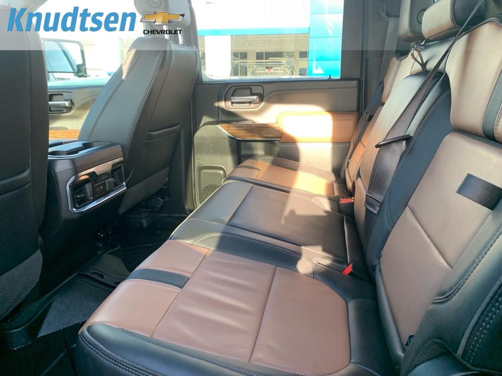 2022 Chevrolet Silverado 3500 HD High Country