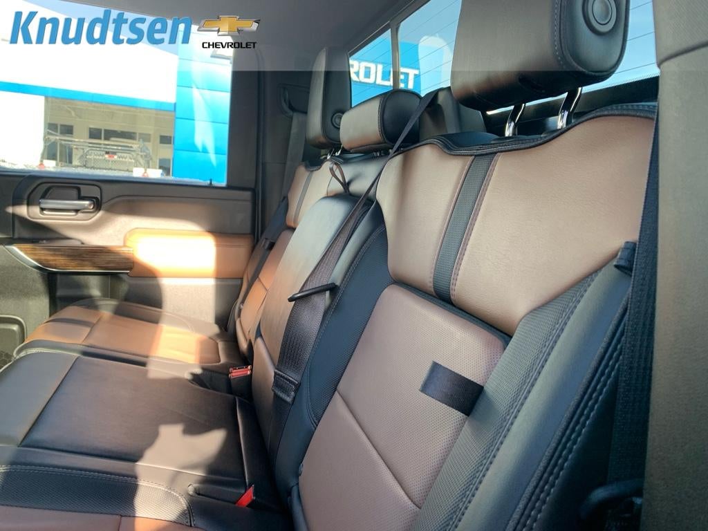 2022 Chevrolet Silverado 3500 HD High Country