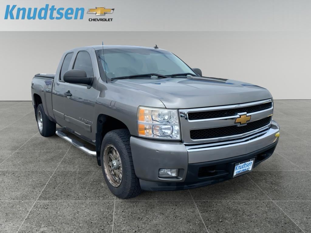 2007 Chevrolet Silverado 1500 1LT 4X4 Extended Cab LWB's photo