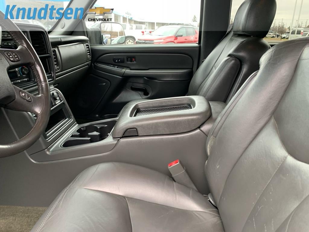 2004 Chevrolet Silverado 3500 HD DRW LT