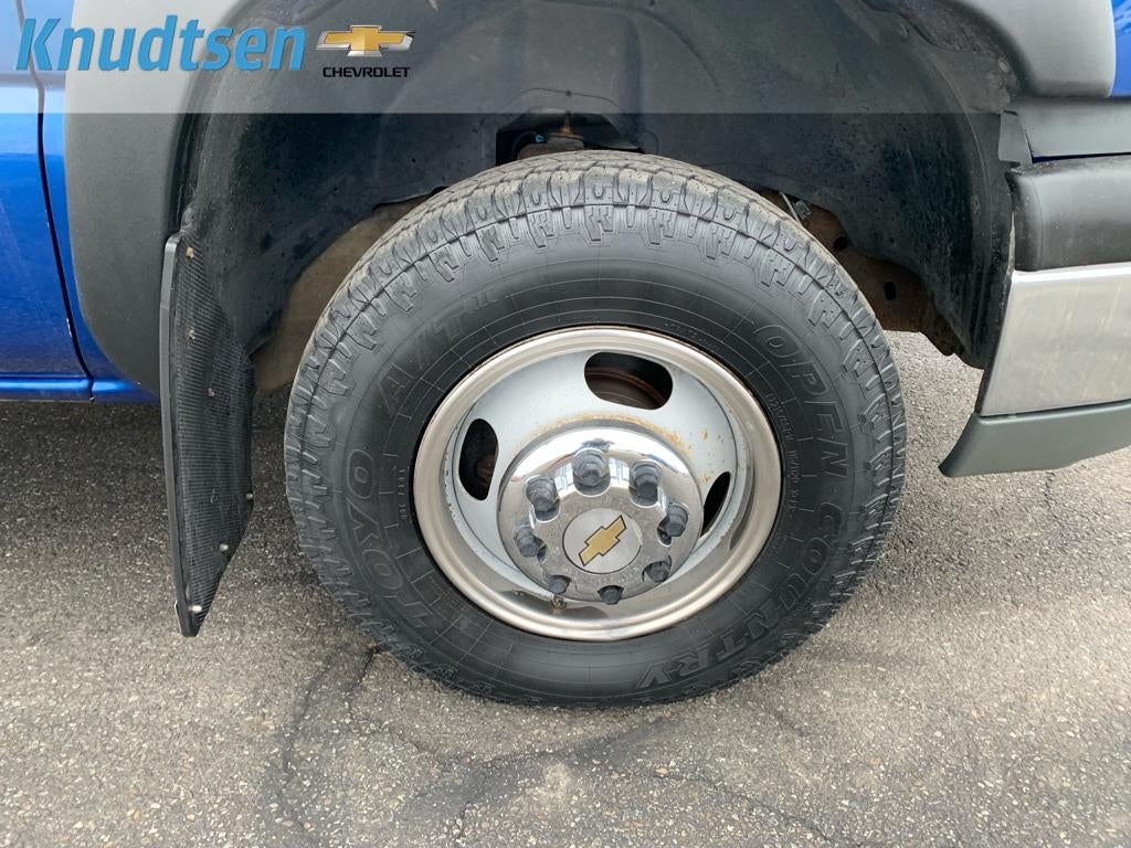 2004 Chevrolet Silverado 3500 HD DRW LT