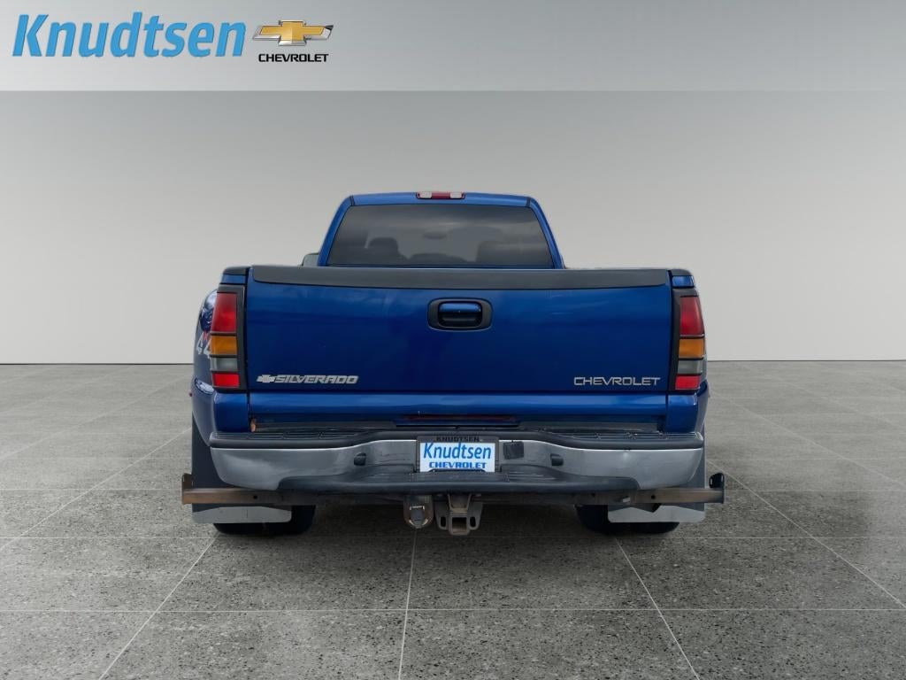 2004 Chevrolet Silverado 3500 HD DRW LT