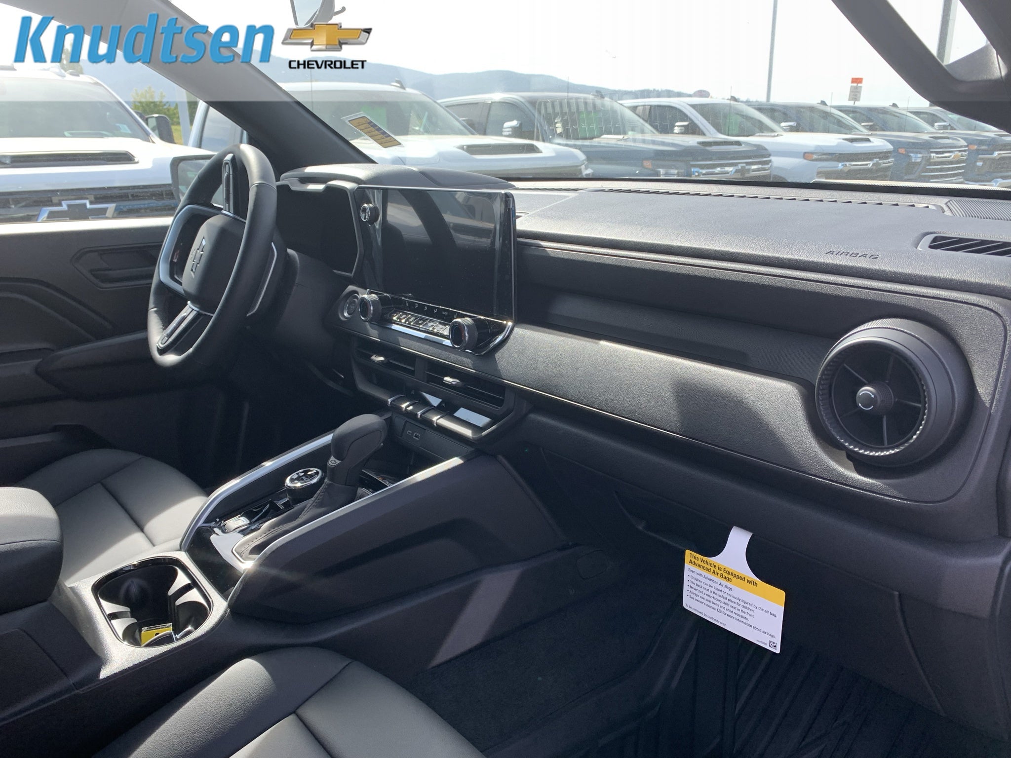 2026 Chevrolet Colorado Trail Boss - Photo 12