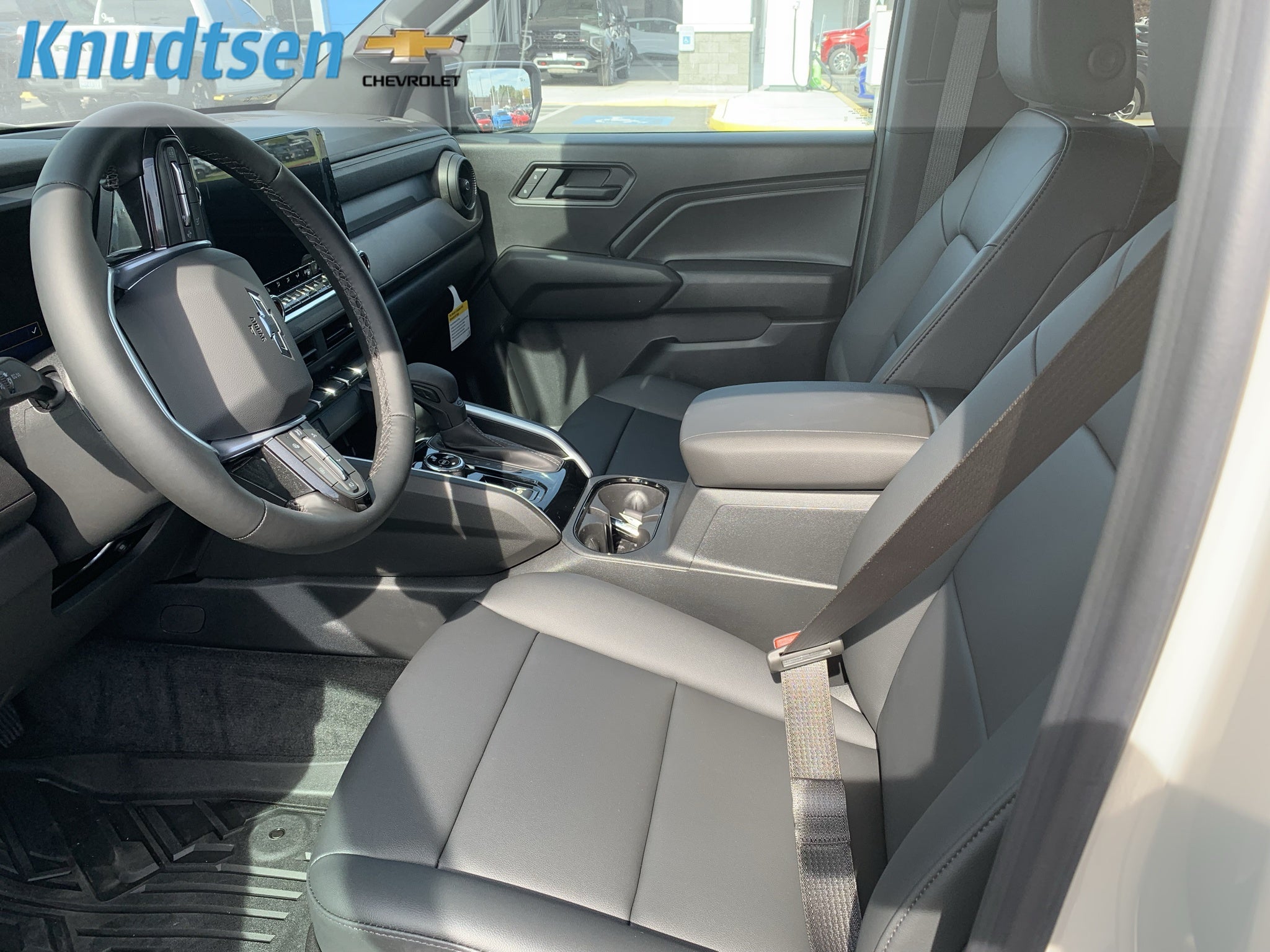 2026 Chevrolet Colorado Trail Boss - Photo 17