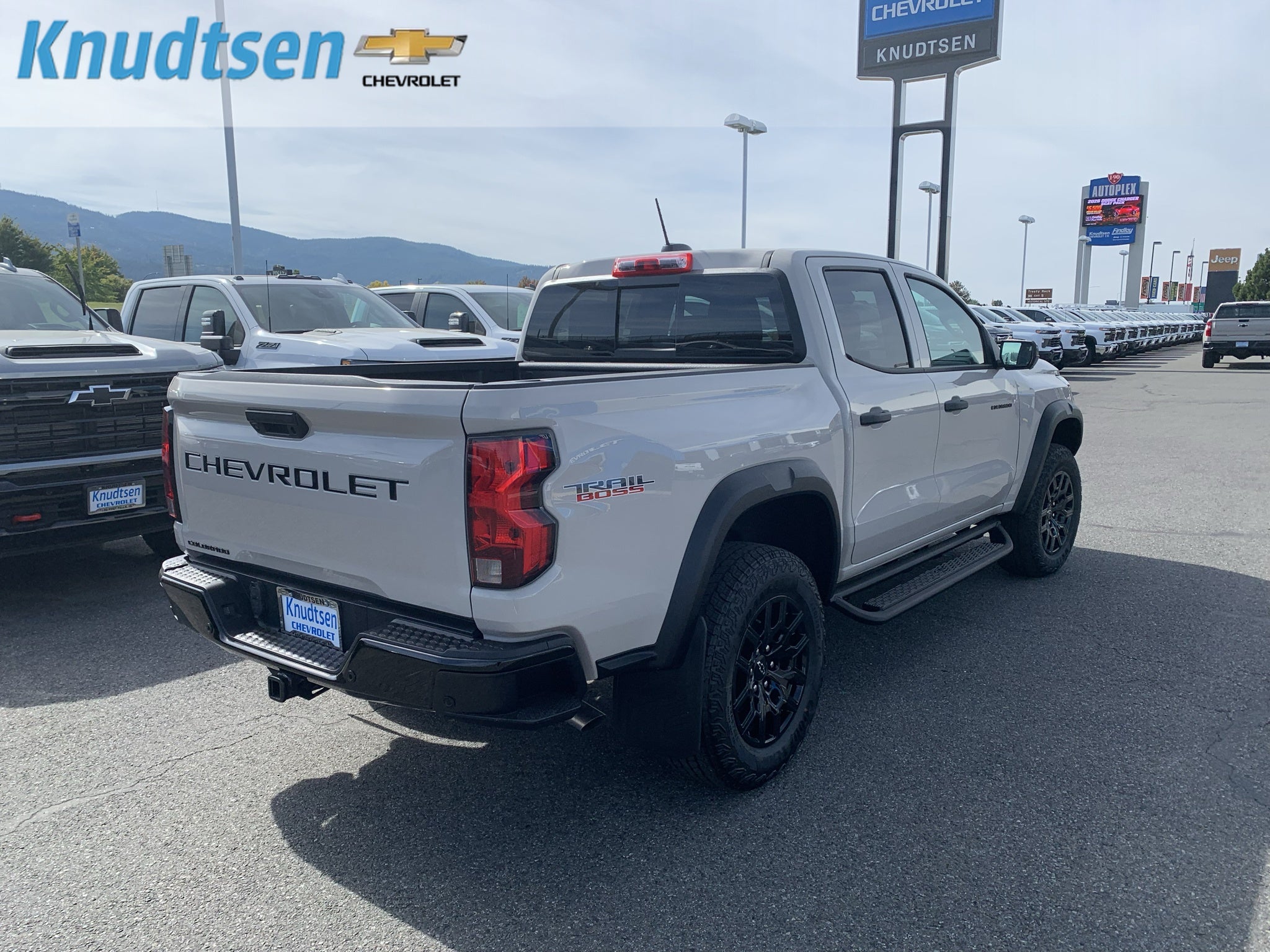 2026 Chevrolet Colorado Trail Boss - Photo 7
