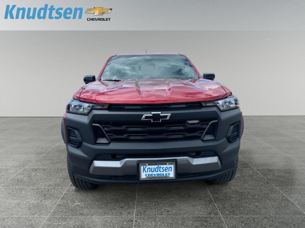2026 Chevrolet Colorado Trail Boss - Photo 2