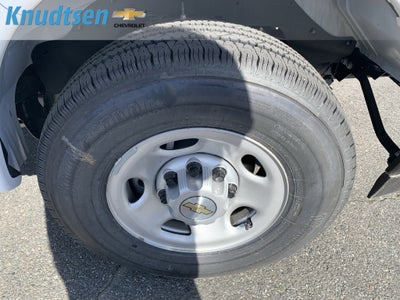2026 Chevrolet Express Cargo 1WT