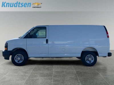 2026 Chevrolet Express Cargo 1WT