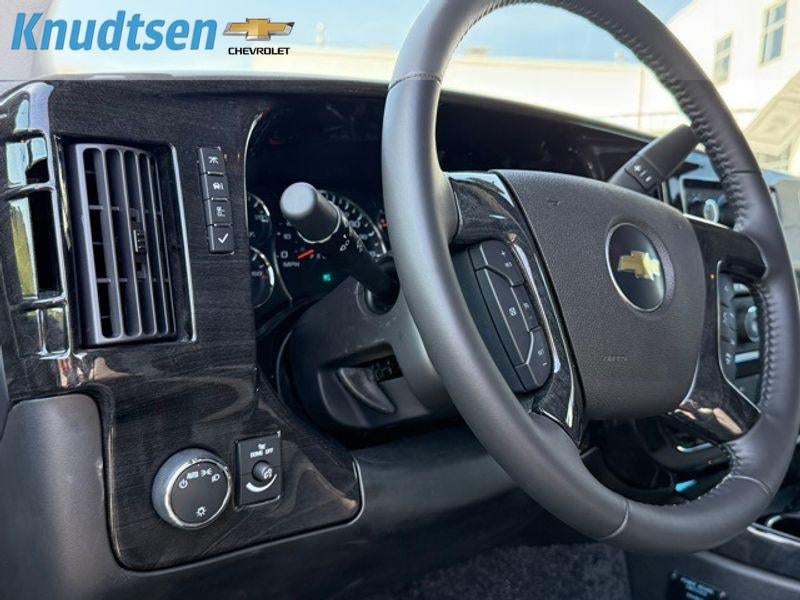 2023 Chevrolet Express Cargo 2500 WT