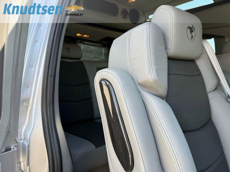 2023 Chevrolet Express Cargo 2500 WT